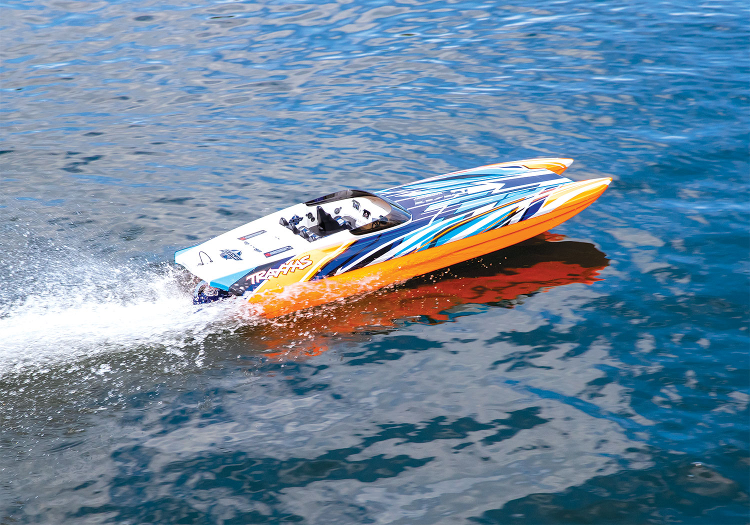 traxxas speed boat